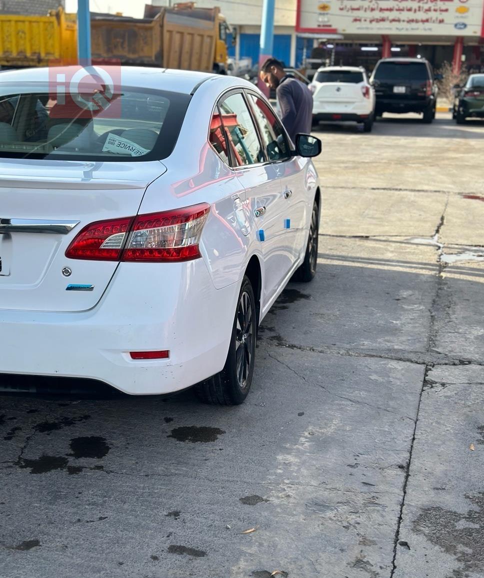 نيسان سنترا